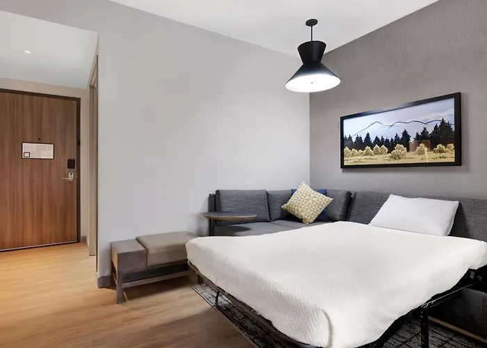 Hyatt Place Hotel *