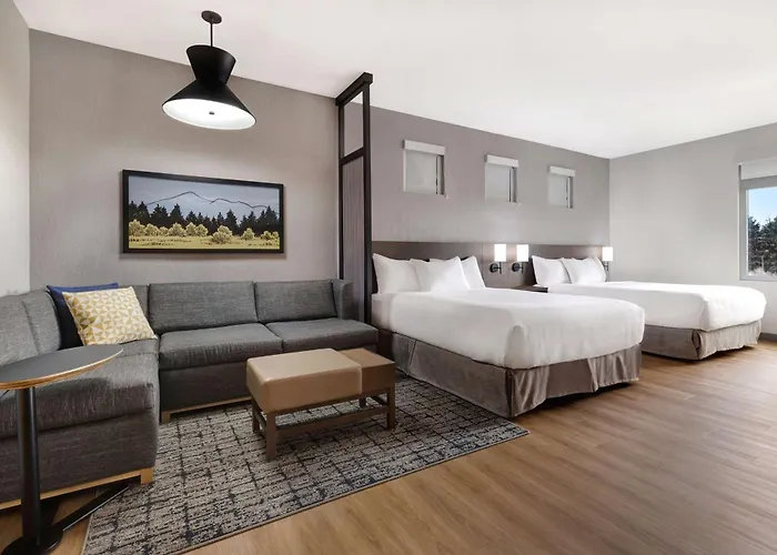 Hyatt Place *